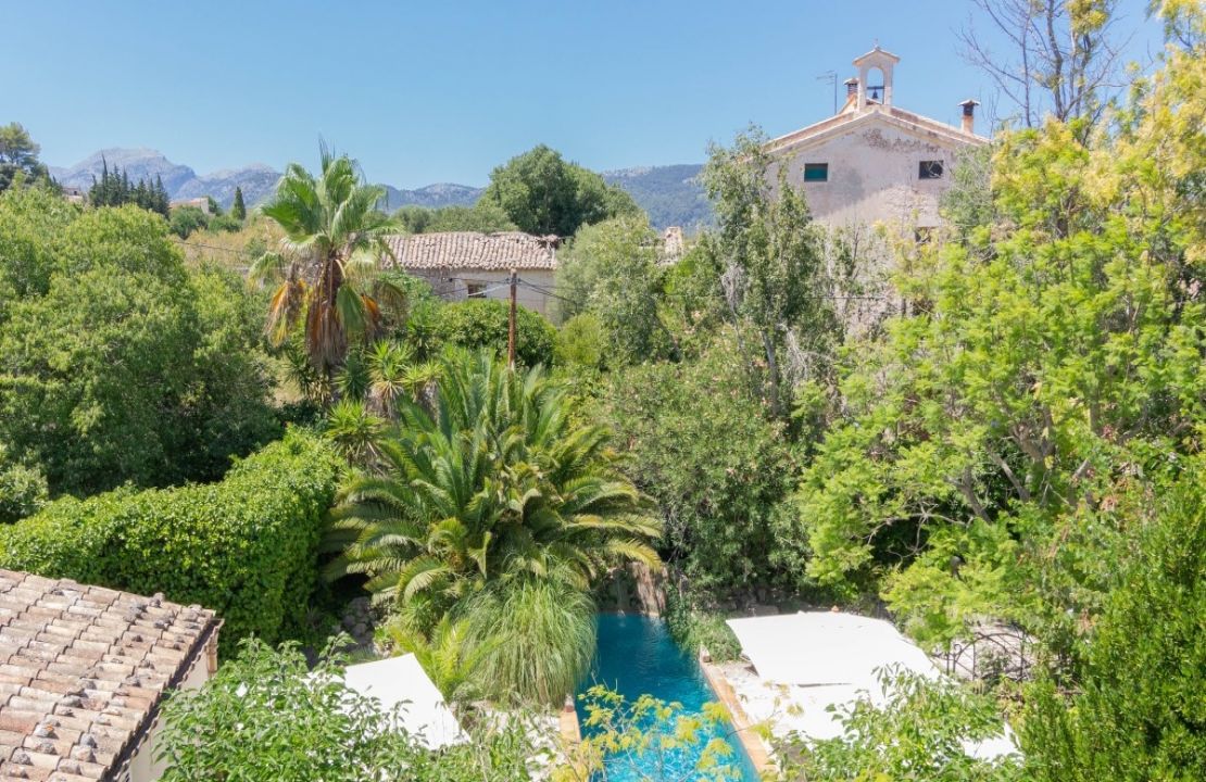 Finca aus dem 13. Jahrhundert in Campanet, Mallorca bestehend aus dem Herrenhaus und seinen vielfältigen Anbauten