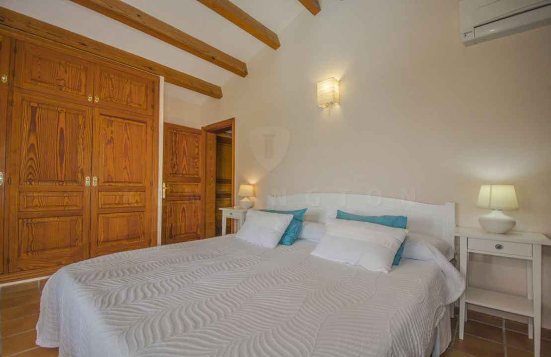 Lovely Villa with holiday rental license and very good location close to Alcudia