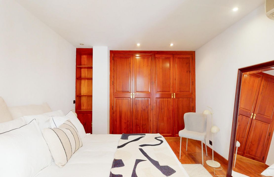 Magnificent duplex apartment in Puerto Pollensa first line to the sea for sale
