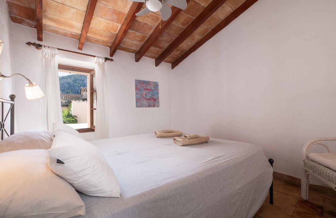 Charming townhouse in old town Pollensa with large patio
