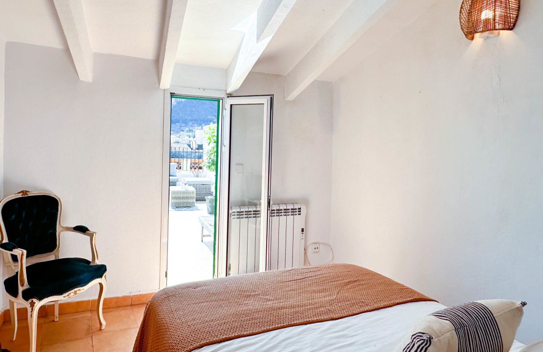 Encantadora casa en Mallorca Pollensa con licencia de alquiler vacacional y terraza en venta