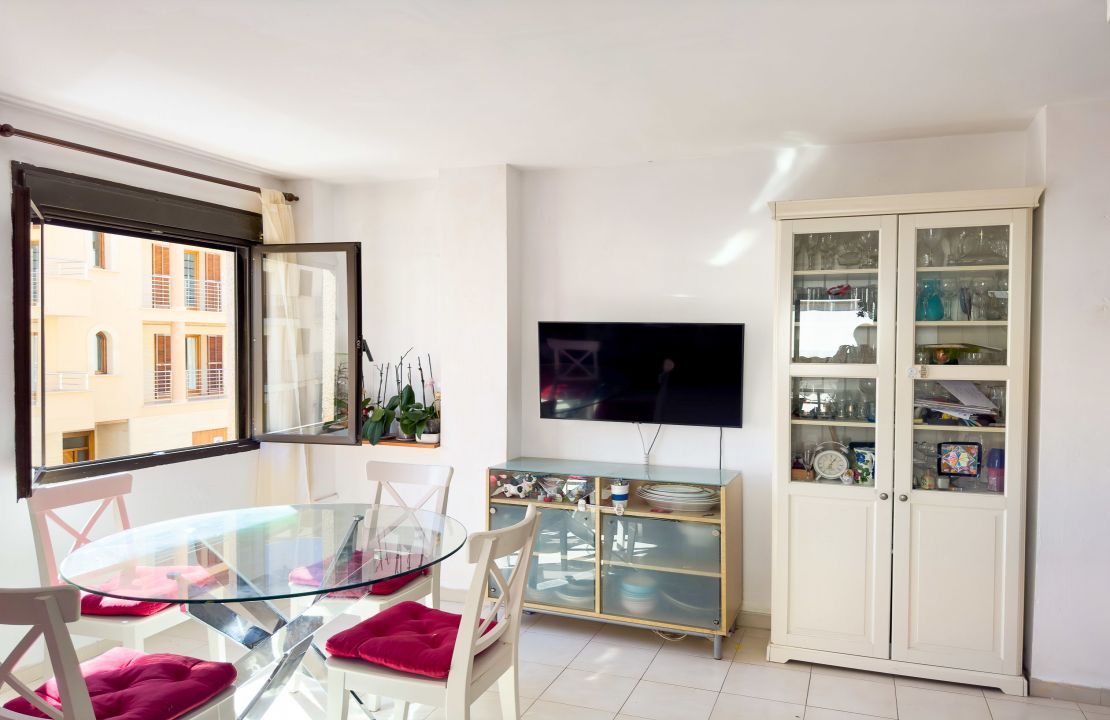 Port de Pollensa gepflegte 3-Schlafzimmer-Wohnung im Zentrum zu verkaufen