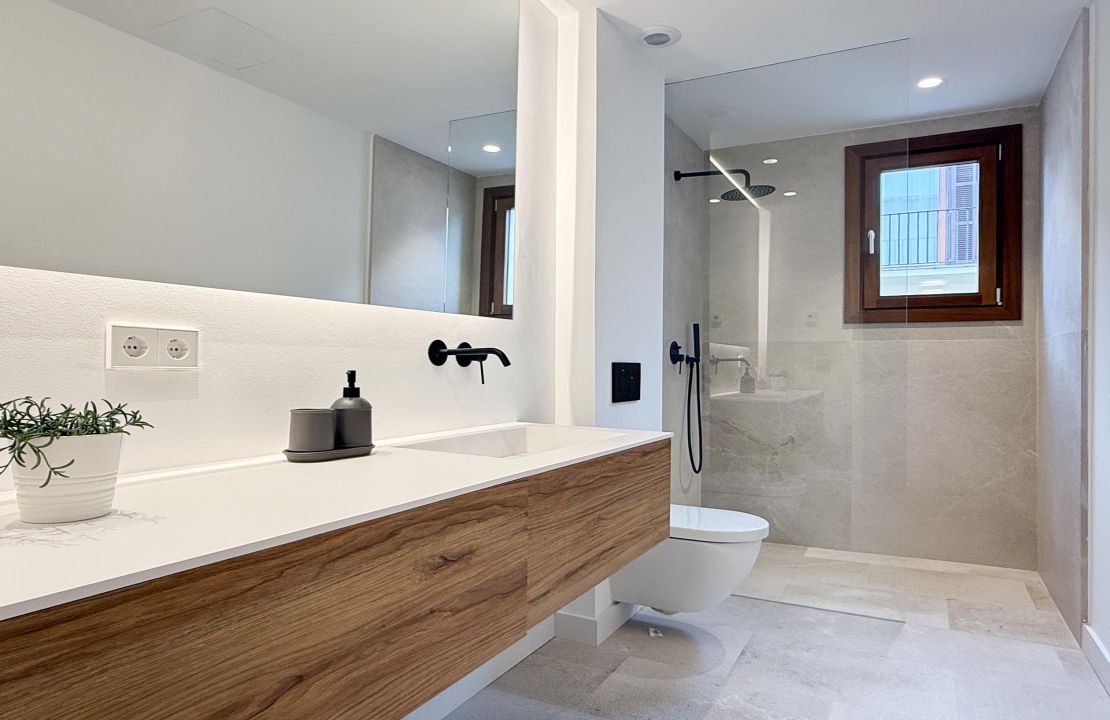 High quality townhouse Pollensa with pool and garage for sale
