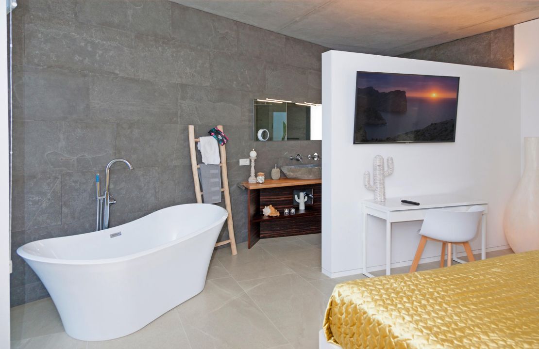 Moderne Villa mit Pool, Sauna und Fitnessraum in begehrter Wohnlage Crestatx bei Sa Pobla