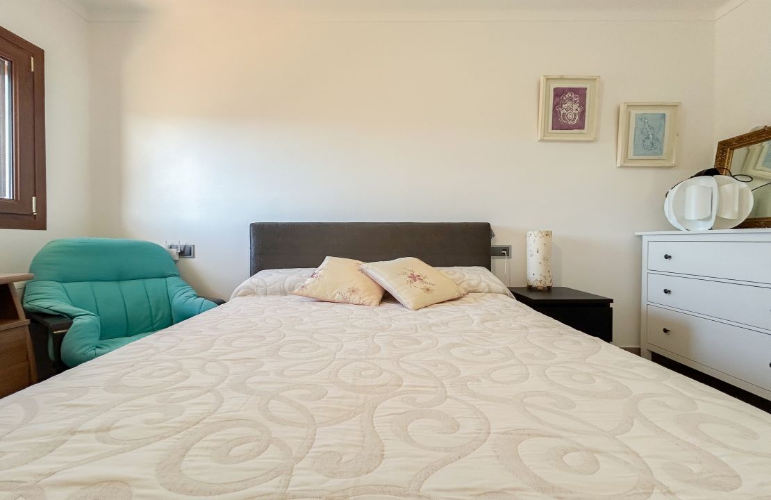 Newly refurbished top floor apartment for sale in Can Picafort with spacious terraces and parking space