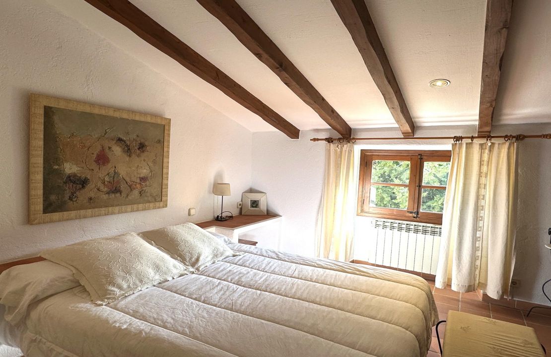 Finca for long term rental in Pollensa with pool and garden