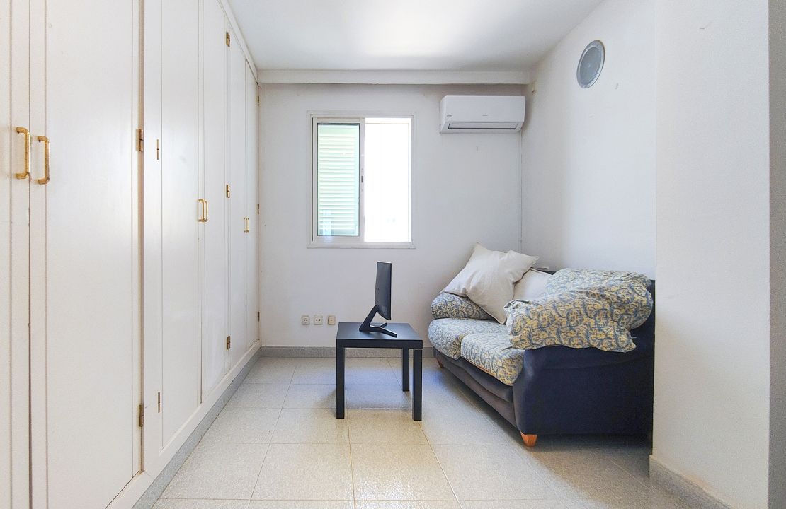 Apartamento en venta en primera linea en el paseo marítimo de Alcudia Mallorca