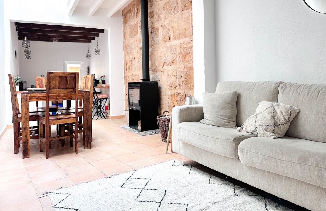 Encantadora casa en Mallorca Pollensa con licencia de alquiler vacacional y terraza en venta