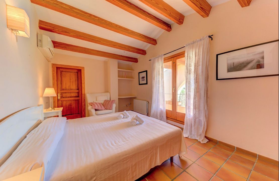 Lovely Villa with holiday rental license and very good location close to Alcudia
