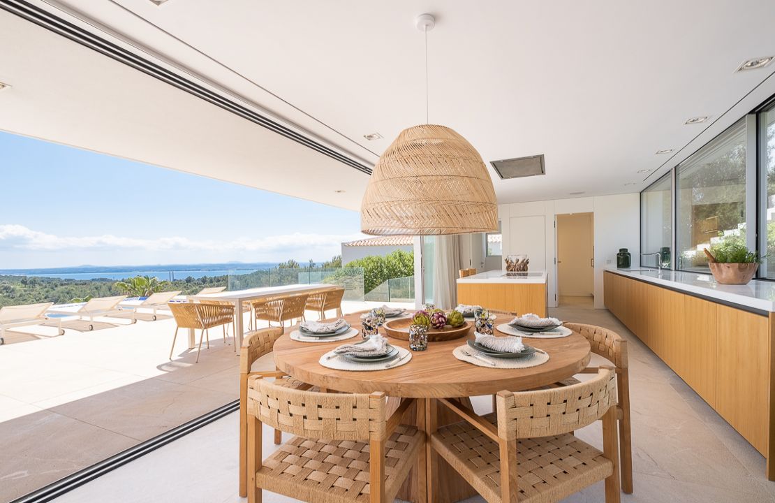 Moderne Neubauvilla mit Meeresblick in Bonaire, Alcudia