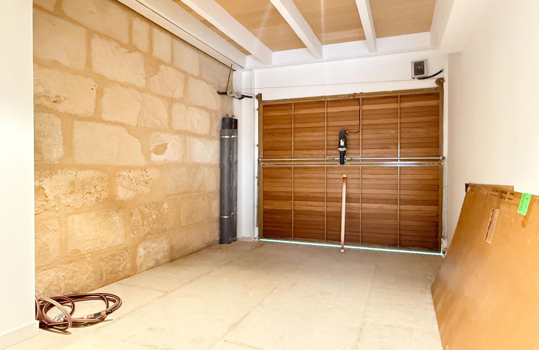 High quality townhouse Pollensa with pool and garage for sale