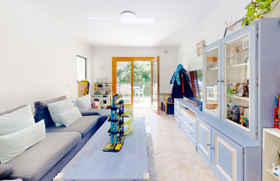 Charming Apartment in Cala San Vicente with pool, close to the Beach