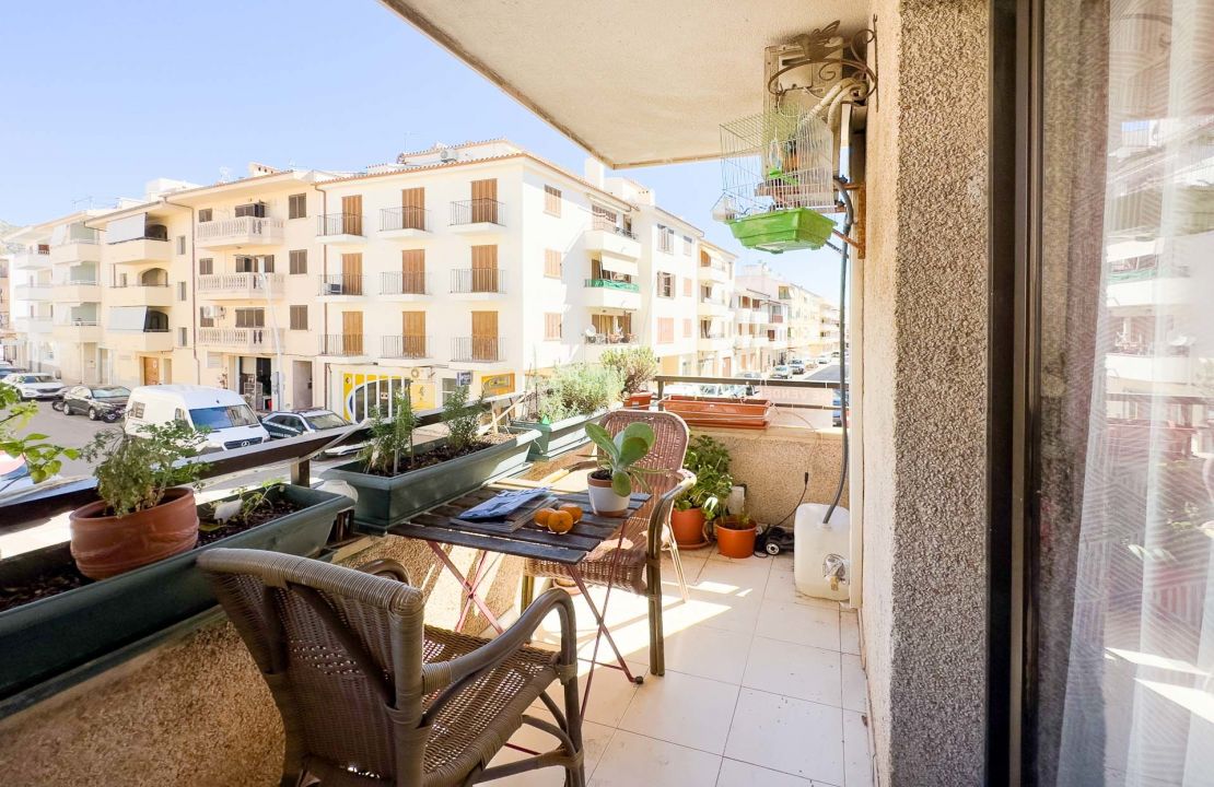 Port de Pollensa gepflegte 3-Schlafzimmer-Wohnung im Zentrum zu verkaufen