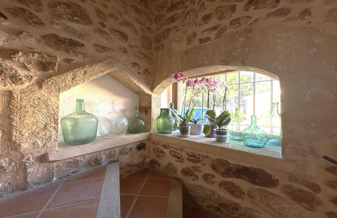 Finca for long term rental in Pollensa with pool and garden