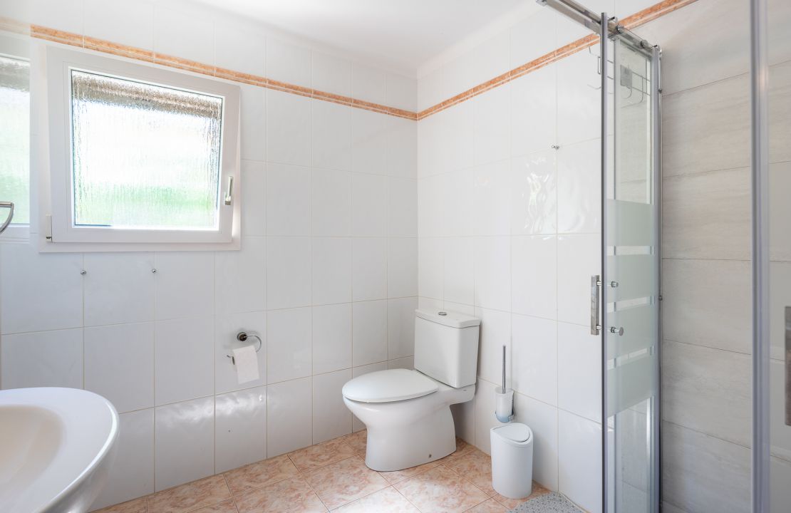 Attraktive Villa in Bonaire Alcudia mit Lizenz zur Ferienvermietung und Pool zu verkaufen