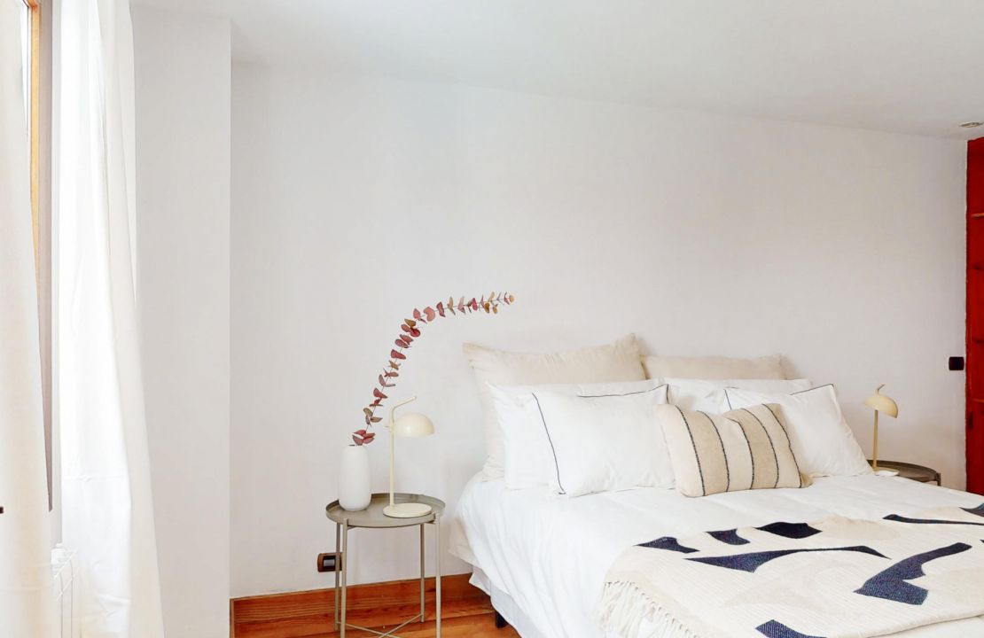 Magnificent duplex apartment in Puerto Pollensa first line to the sea for sale