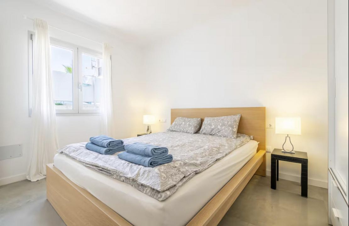 Beach house for sale in Son Serra de Marina Mallorca with sea views and rental licence