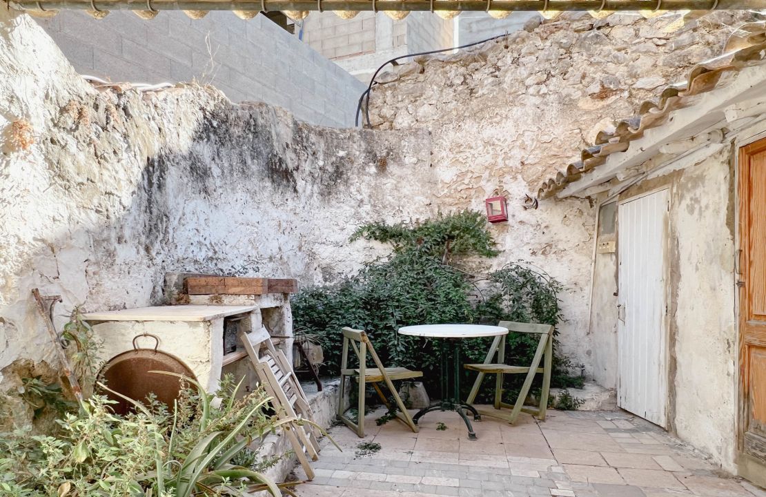 Casa en Campanet para reformar en venta
